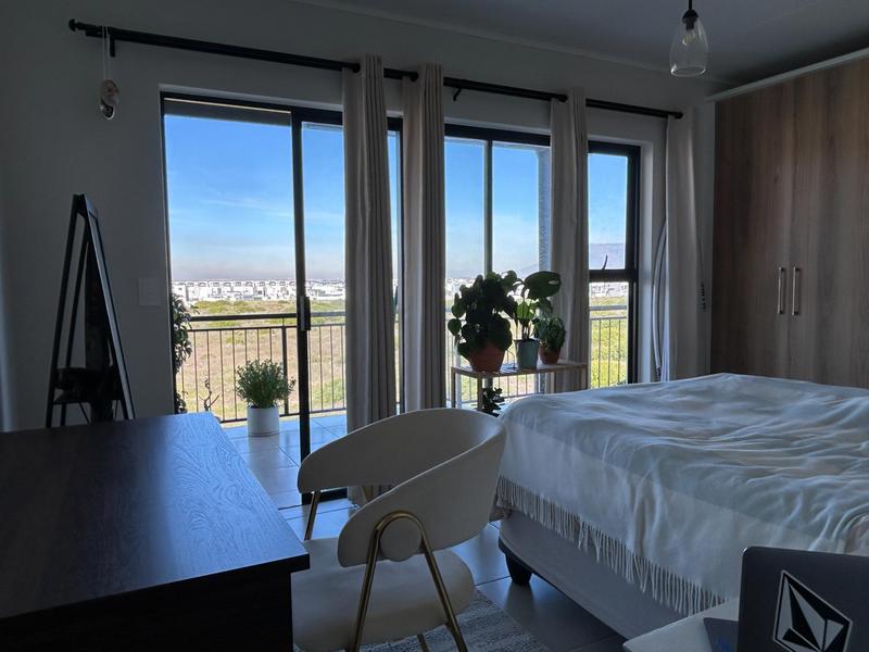 To Let 1 Bedroom Property for Rent in Sandown Western Cape